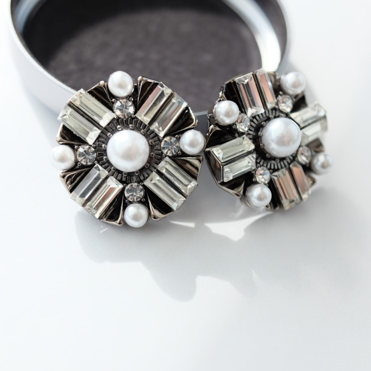 Unicorn bold earrings Antique colorful party girl 