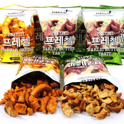 Pretzel Imported Sweets Garlic Butter Cheddar Ched