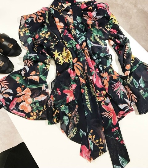 Horn Sleeves Chiffon Frill Flower Blouse Cufflinks