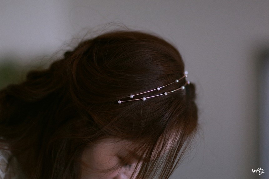 Hair Accessories Veils Robin Metal Hair Band Self