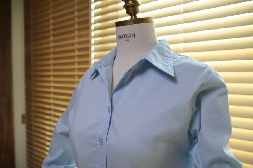 Women's white two-color shirt 44 Size 120 Basic