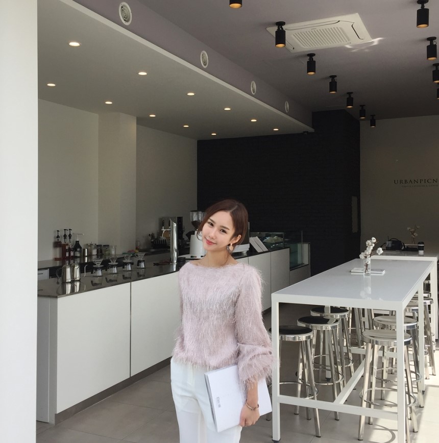 MADE SURGICAL BLOUSES Women Women Pink Pretty Whit