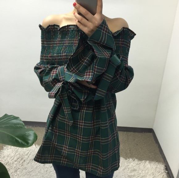 Off-the-shoulder bridal summer underwear with a st