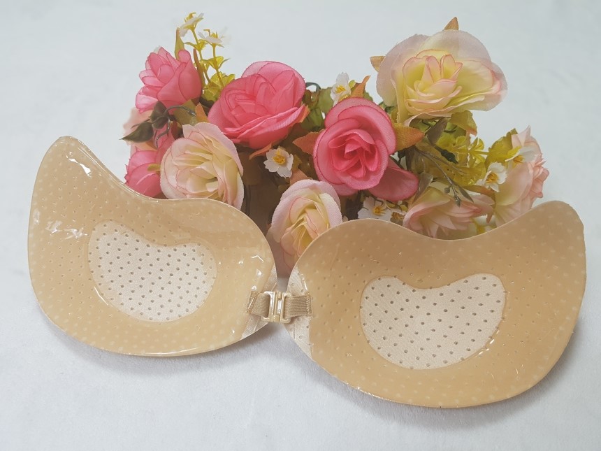 NEW NUBRA Yumble Nude Bra Adhesive Corset Silicone