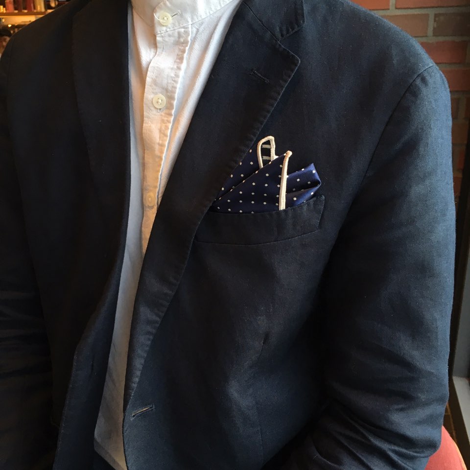 9 Color Suit Hanger Chip Hacker Chief Preto