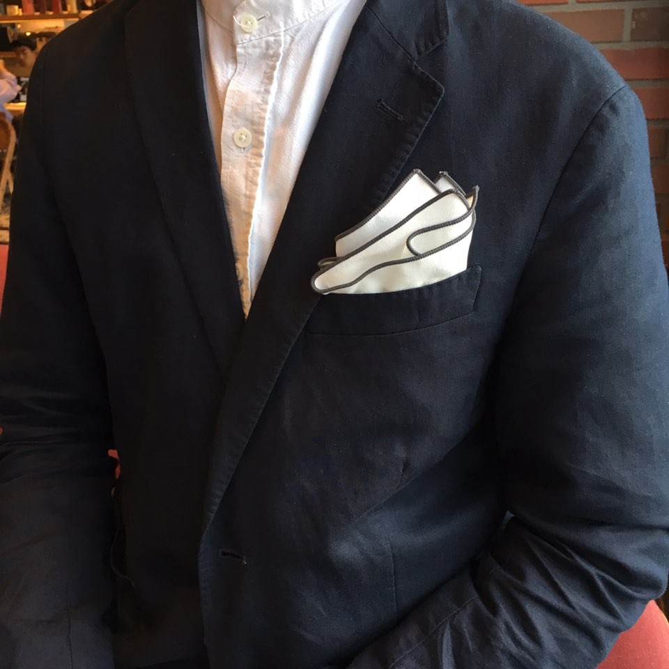 9 Color Suit Hanger Chip Hacker Chief Preto