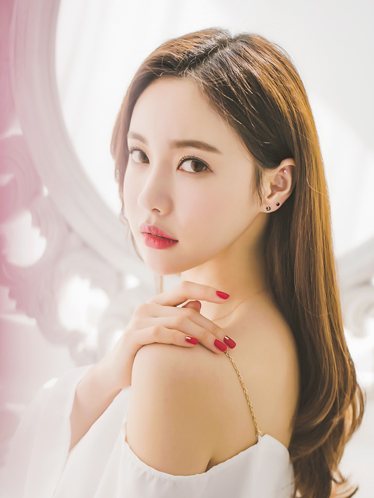 Loving Black Angel Cubic Earring 14K Simple 14k Da