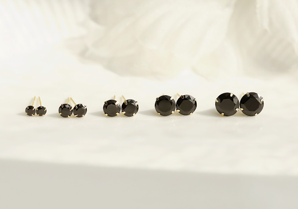 Loving Black Angel Cubic Earring 14K Simple 14k Da