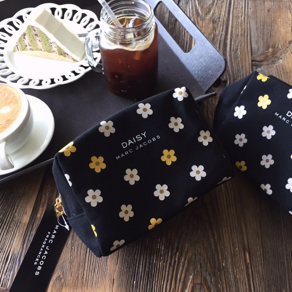 New Marc Jacob Pouch Luxury Cosmetics Twenties Wom