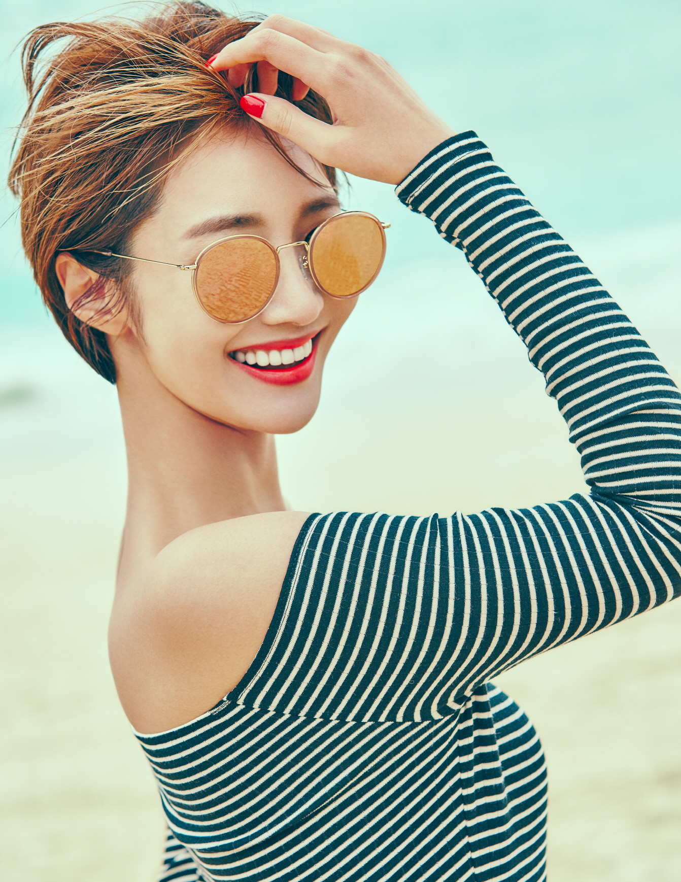 NEW FASHION SUNGLASSES ■ SEE YOU SUCCESS