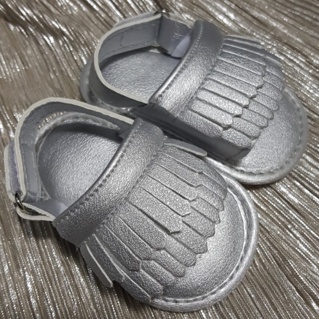 NEW KIDS SHOES Toddler foot walking sandals SALE S