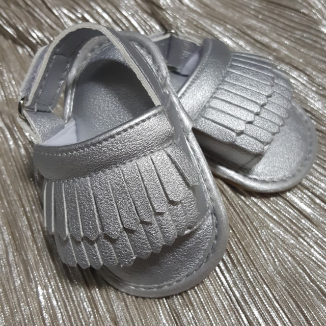 NEW KIDS SHOES Toddler foot walking sandals SALE S