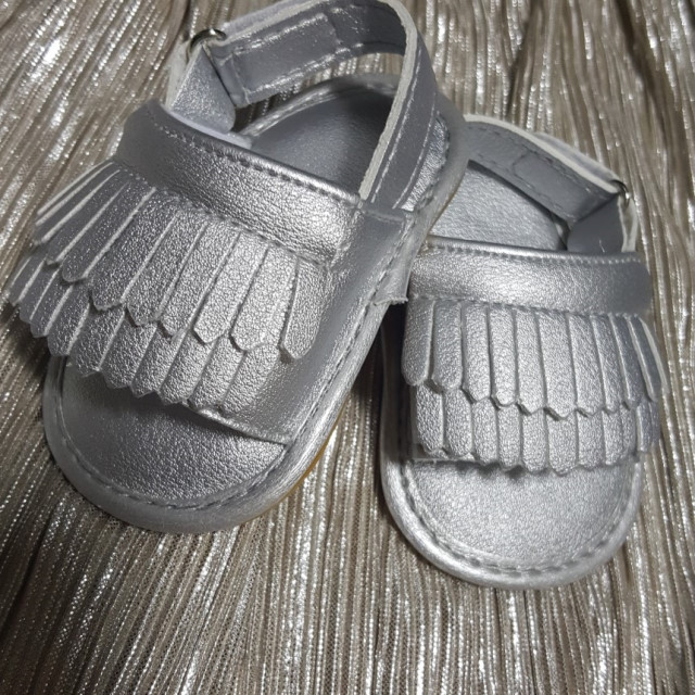 NEW KIDS SHOES Toddler foot walking sandals SALE S