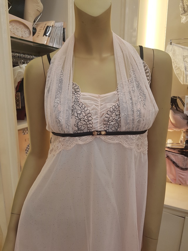 Evelyn Pink Valentine Sleep slippery innocent mood