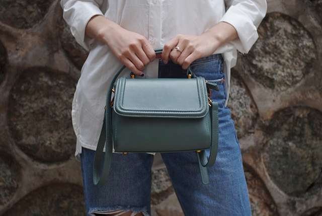 New Cowhide Volume Mini Back Square Cross Bag - NJ