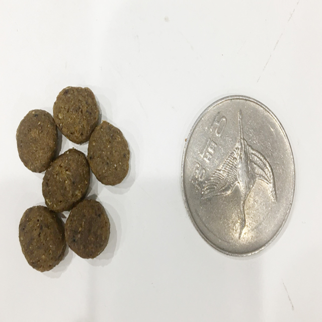 NEW PET DOG FEED High Tech Natural Grain Free Chic