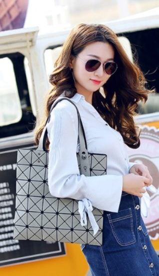 On the day of importation Glossy Lucent Cube bag 3