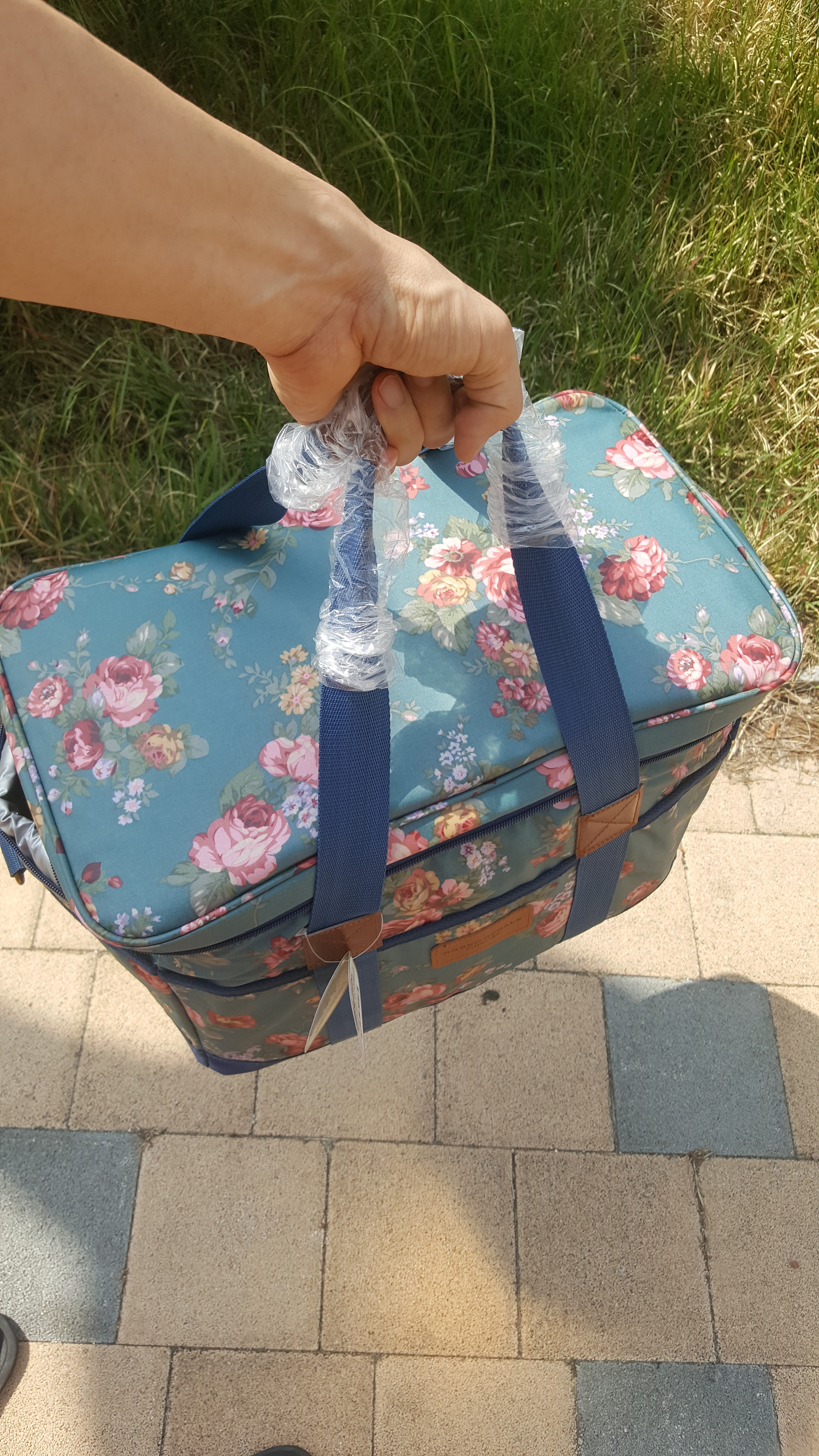 Picnic Cooler Bag Insulated Cooling Bag 9L, 13L, 2