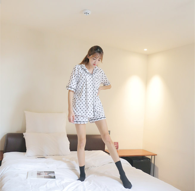 New White dot short-sleeved pajamas set pajamas su