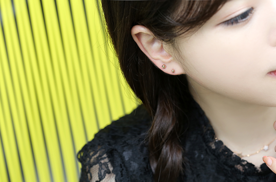 18k Bead Earrings Yellow Gold Pink 14K Ballpoint C