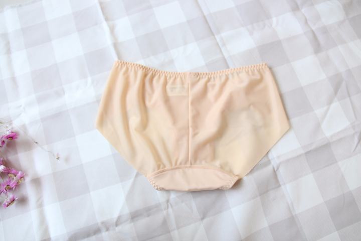 New Small Breast AAA Cup 4CM Push-up Bra Wongpong 