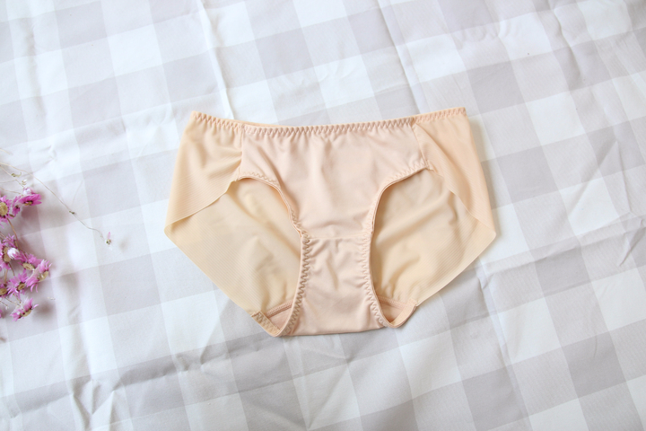 New Small Breast AAA Cup 4CM Push-up Bra Wongpong 