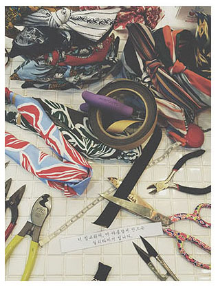 New France Pin Banana Blossom Half Hair Pin High Q