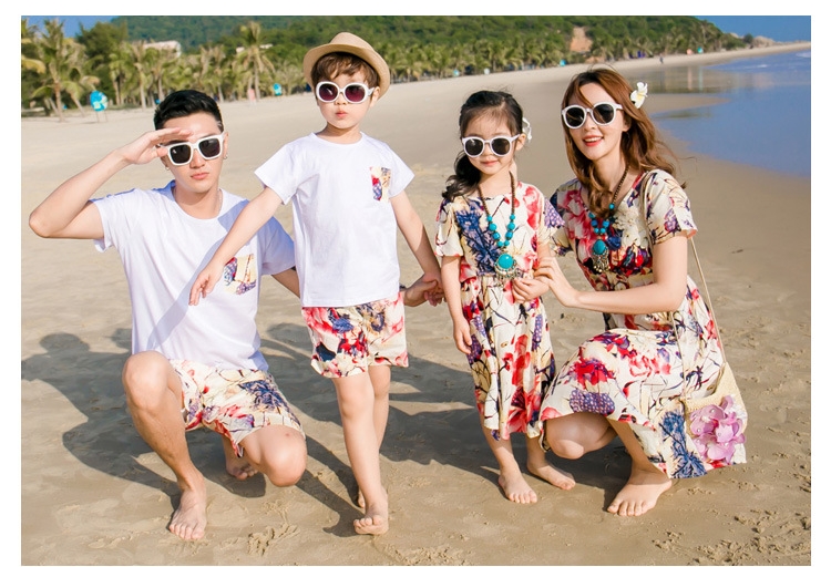 Cody Family Look Family Couple Flower Prints Beach