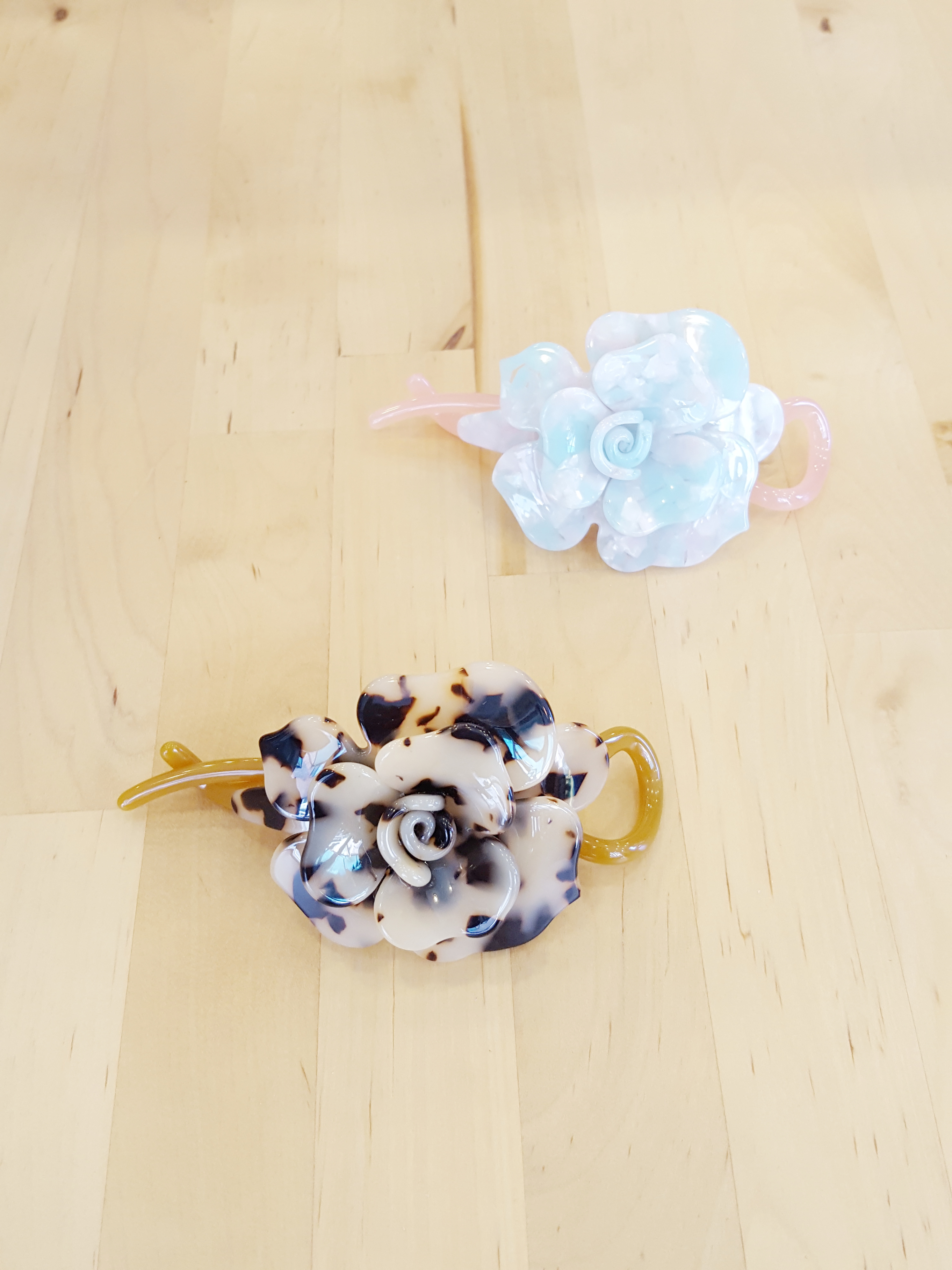 New France Pin Banana Blossom Half Hair Pin High Q