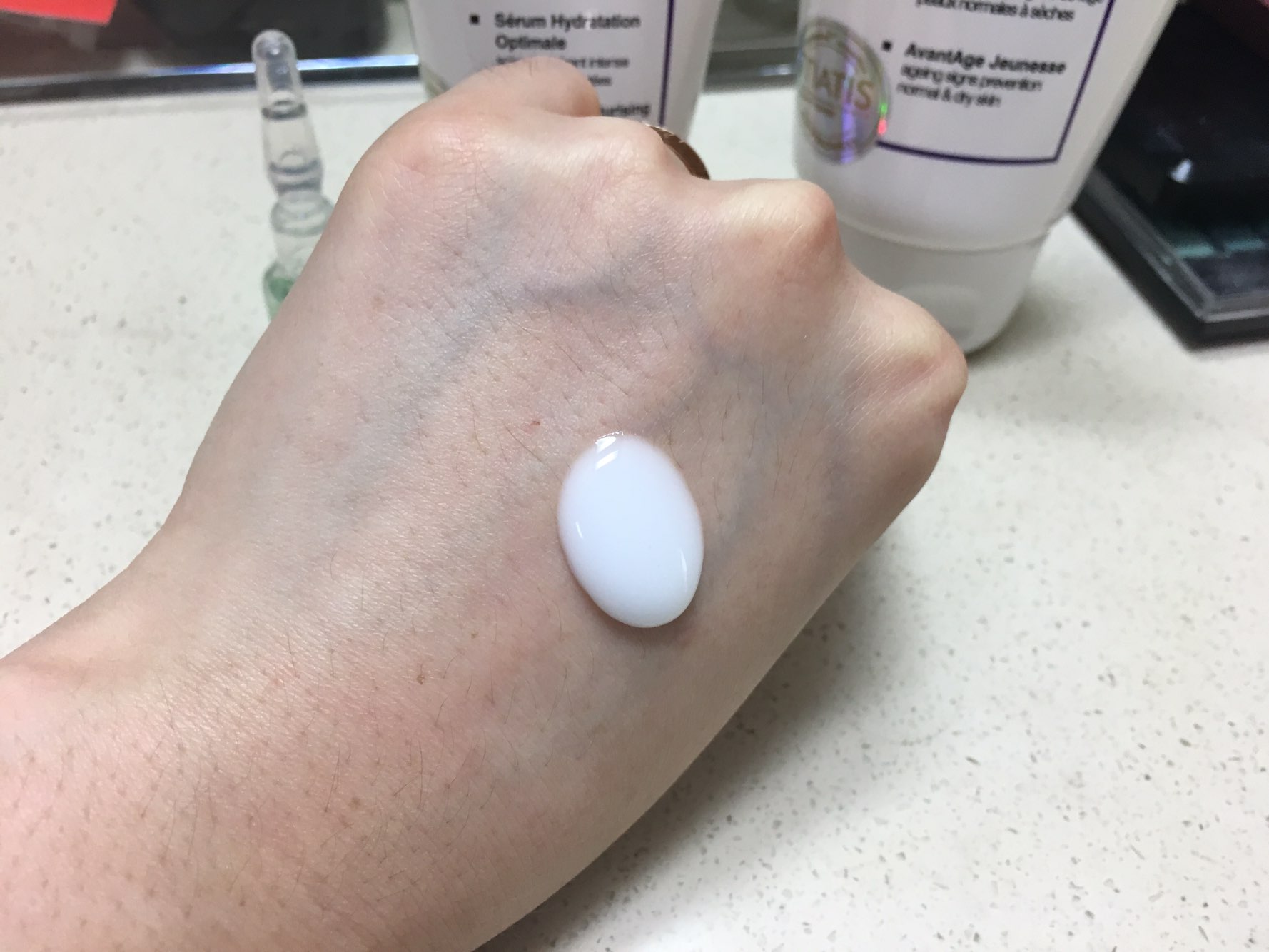 New FREE SHIPPING Matisse Moisturizing Cream Serum