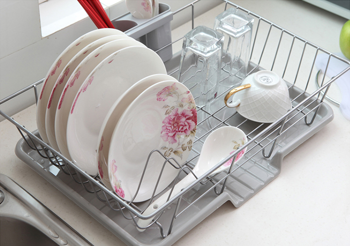 Wide water dropping tableware tray Easy to use pra