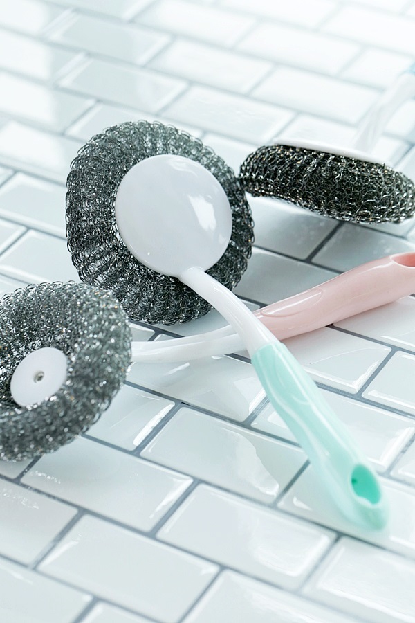 Scrubber Dish Washing Semi Color Random Handle Eas