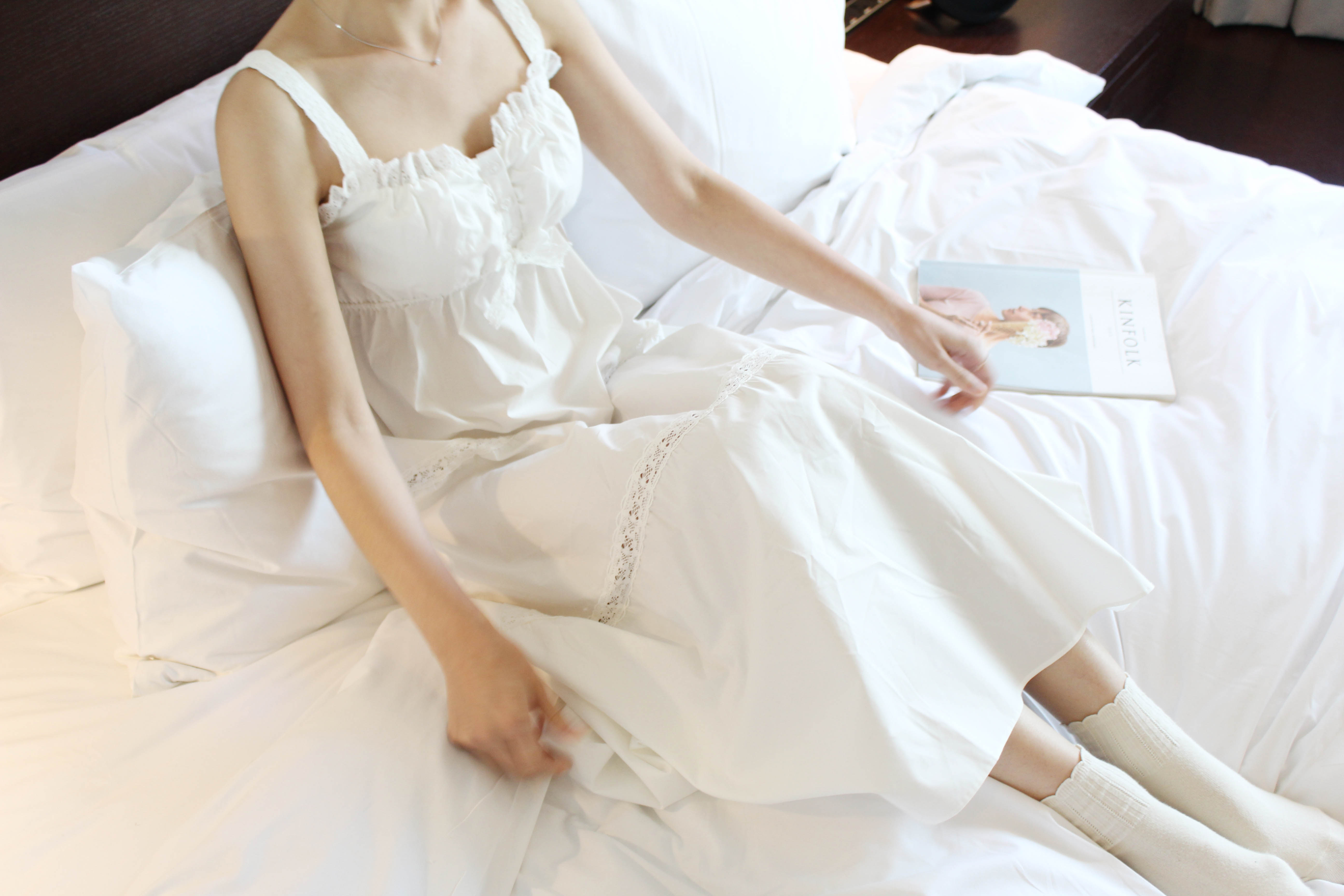 New Pure White Pajamas Long Dress Women's Pajam