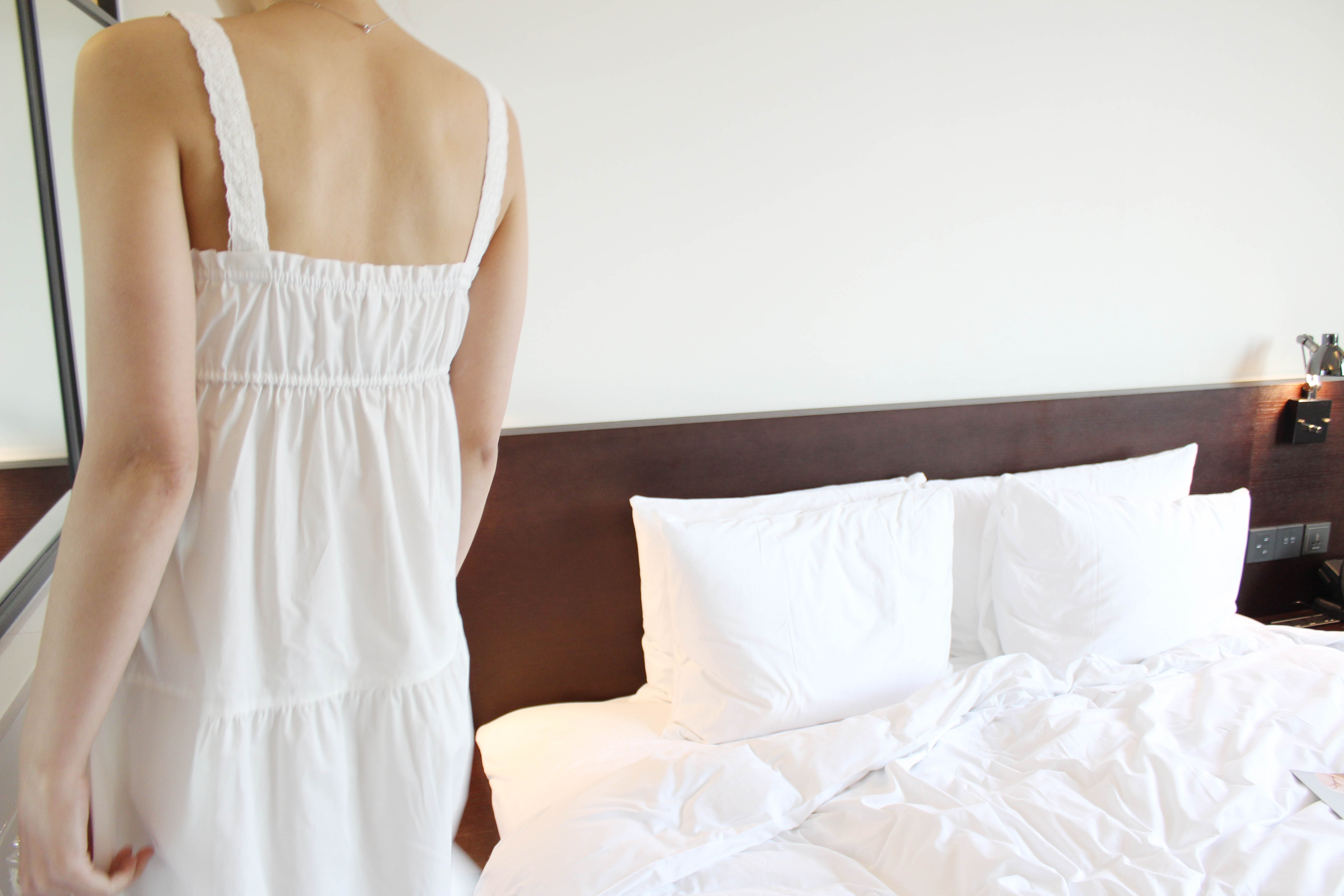 New Pure White Pajamas Long Dress Women's Pajam