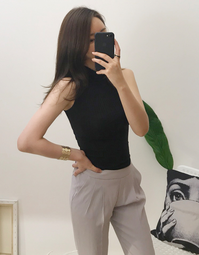 NEW FASHION LADY GIRL SLEEVELESS TOP 슬림핏