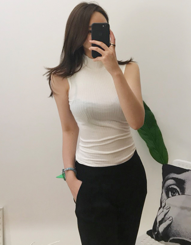 NEW FASHION LADY GIRL SLEEVELESS TOP 슬림핏