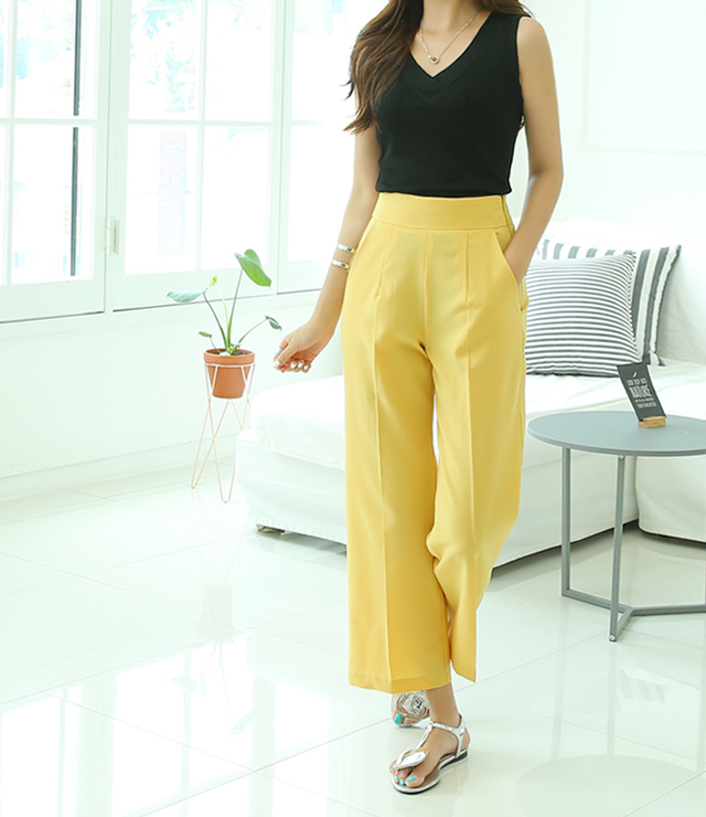 Nominal Style V-Neck Sleeveless T-shirt Women's