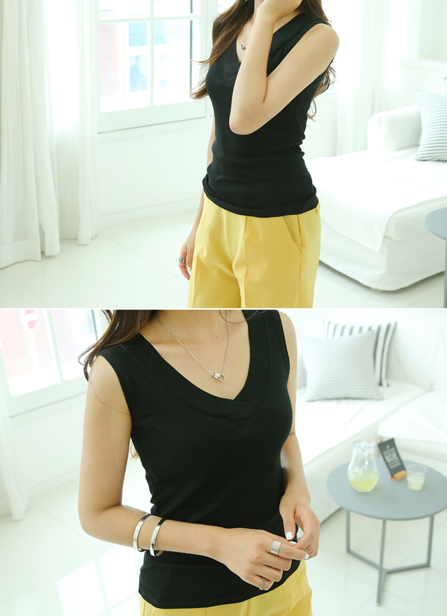 Nominal Style V-Neck Sleeveless T-shirt Women's