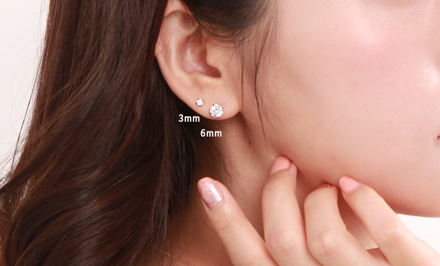 Gold Ring Signature Cubic Base Earring Pair of Gif