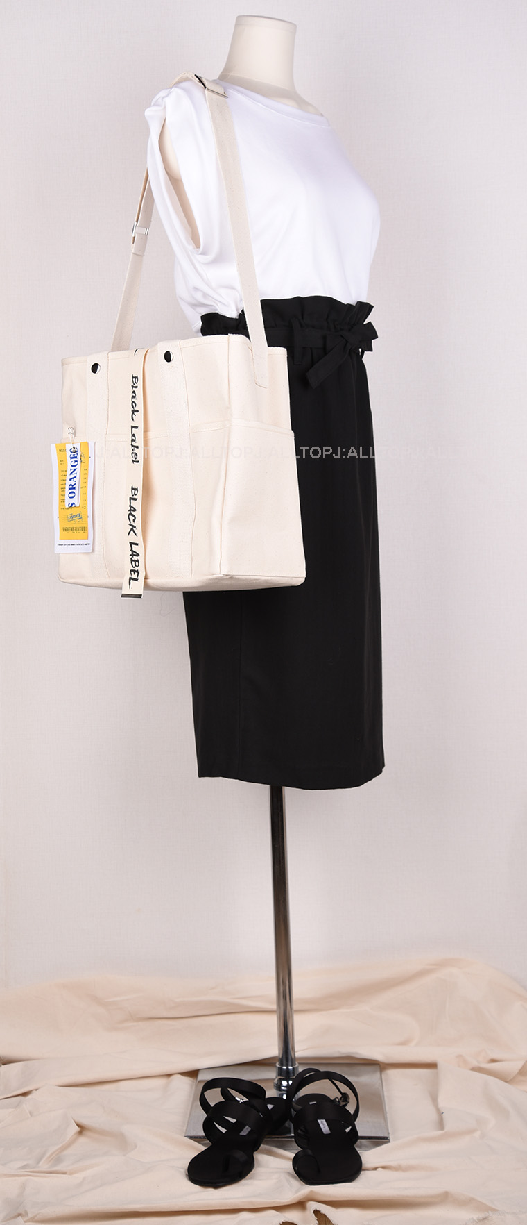 New Women's Bags Black Label Canvas Square Back