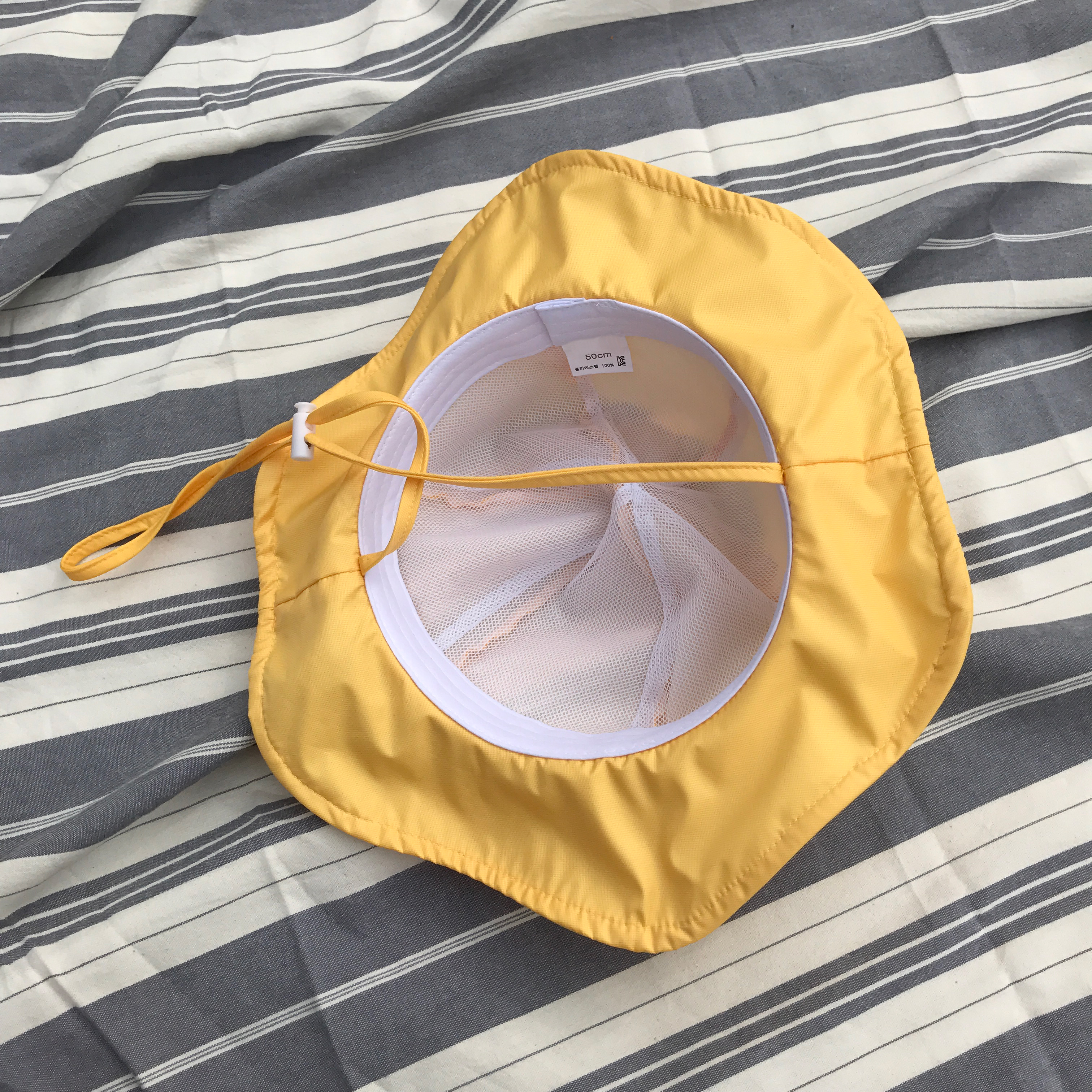 Busty 48,50 water-resistant cap waterproof baby in
