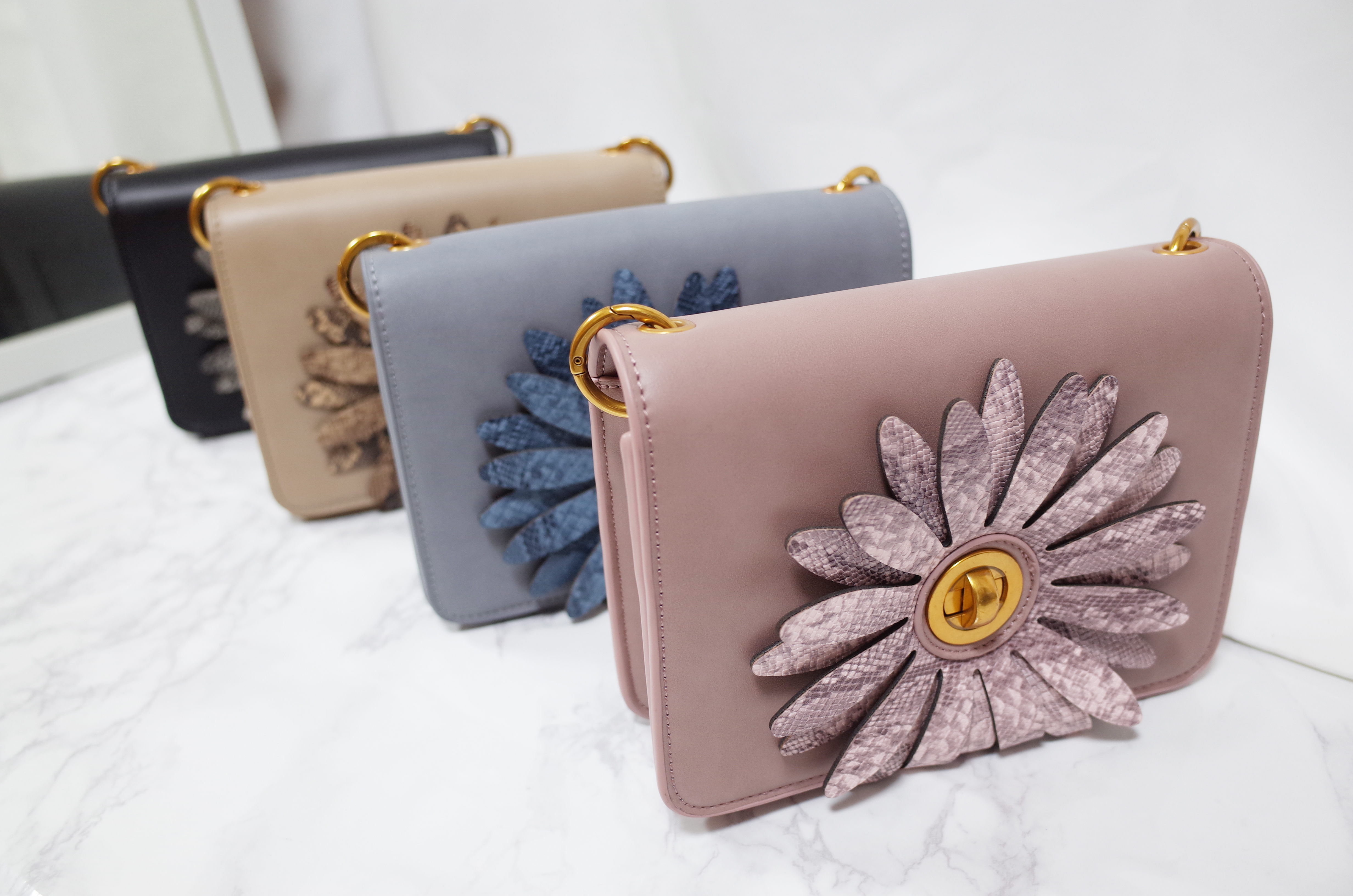 New Square Mini Cross Back Bag 4color Cheerful Viv