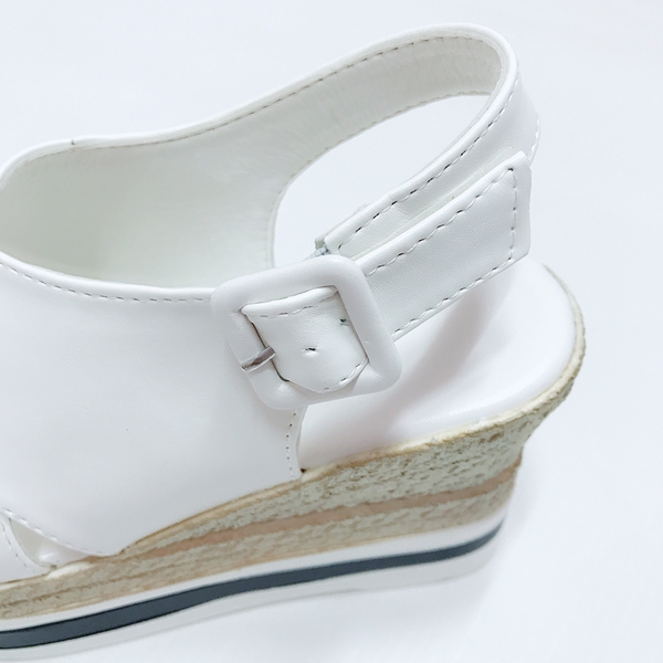 New Lightweight and comfortable X-line wedge sanda