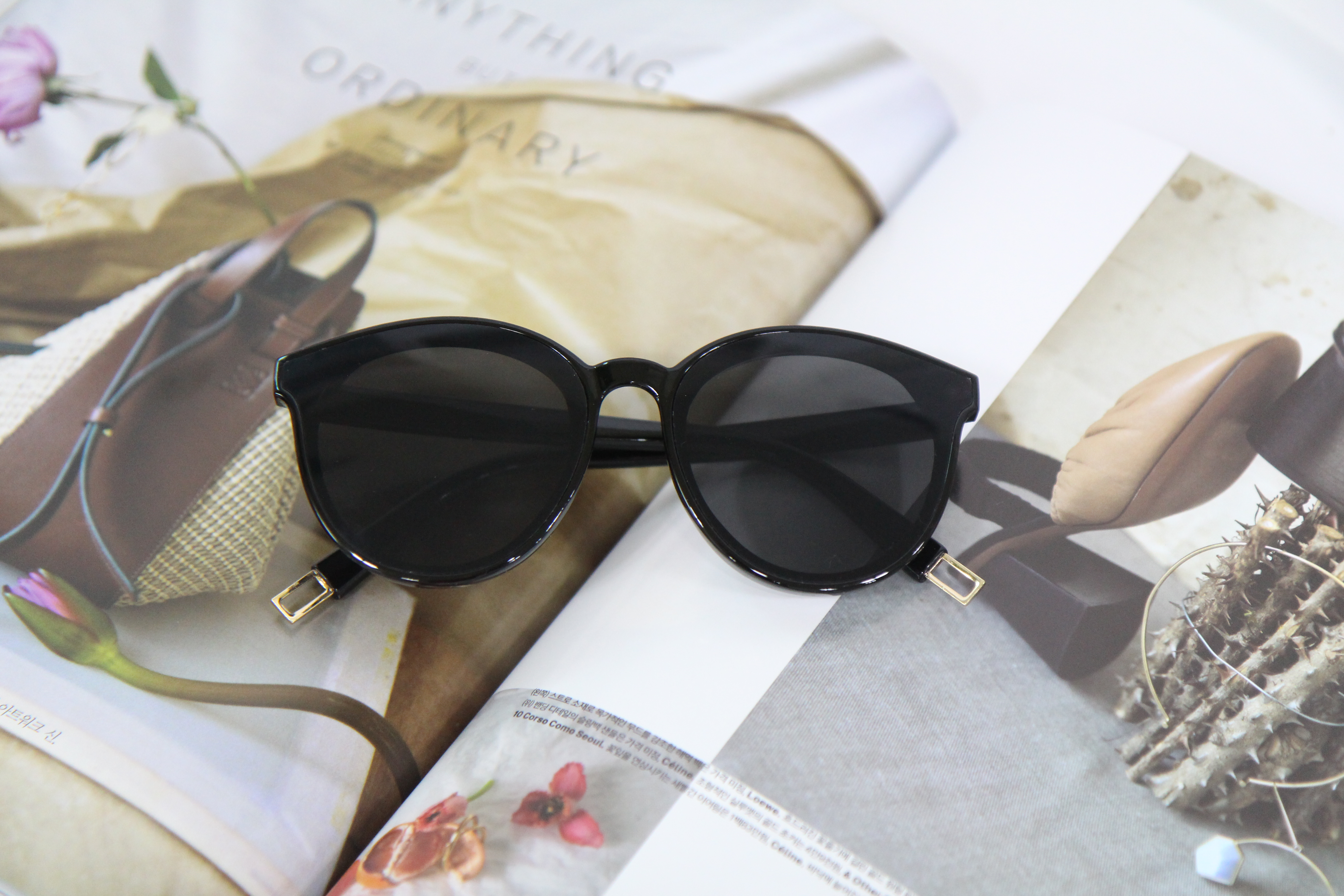 NEW FASHION SUNGLASSES Trendy Cat Eye Mirror Sungl