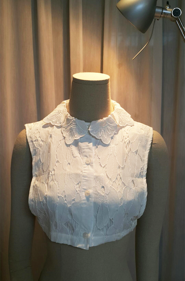Lace neck cape collar blouse lace cape collar