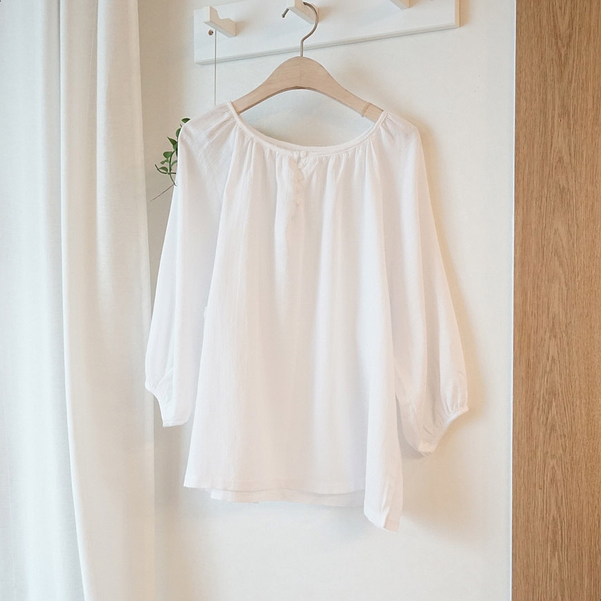 NEW FASHION LADY GIRL Blouse bean button summer bl