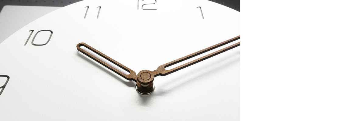 Solid 23CM wall clock Mum's wall hanging design