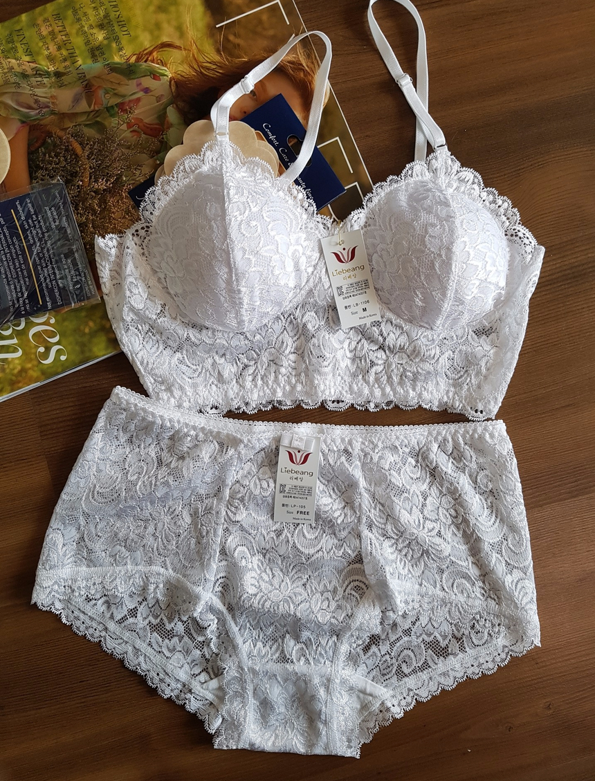 New undergarments all-in-one lace bra