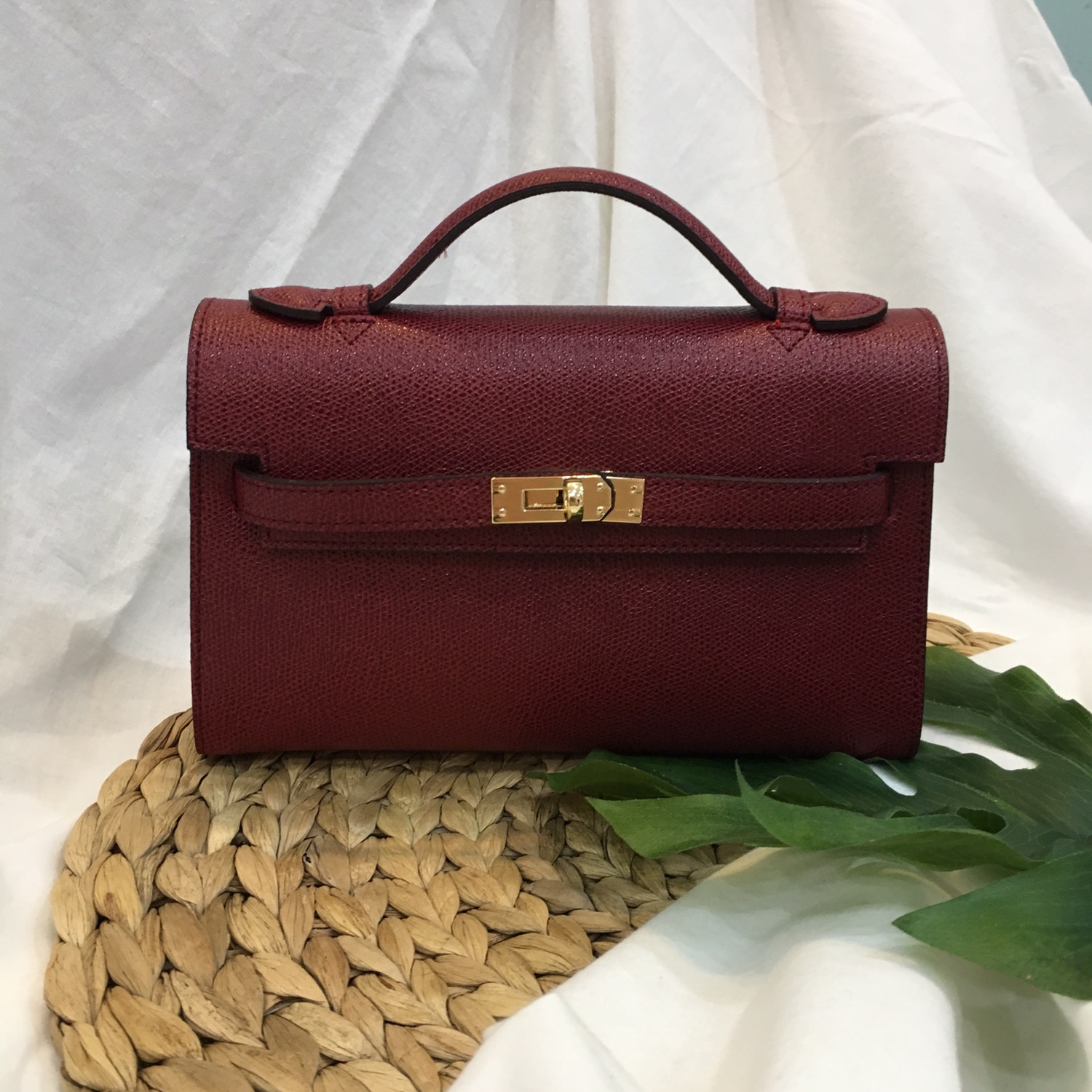 New Erumini Tote Cross Kelly Four seasons Chun Cho