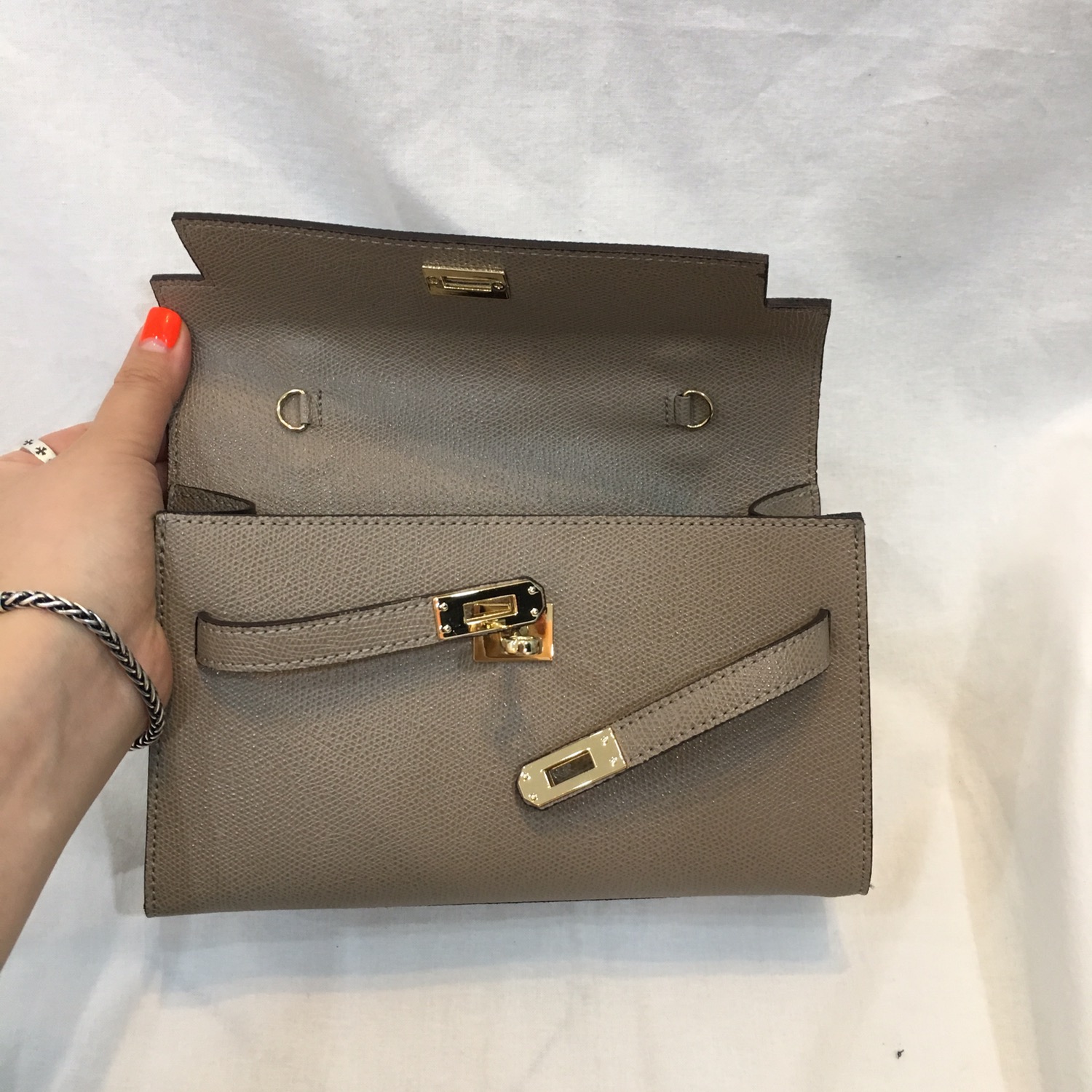 New Erumini Tote Cross Kelly Four seasons Chun Cho